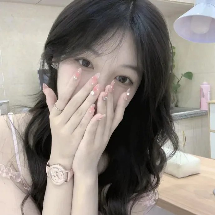 女管家